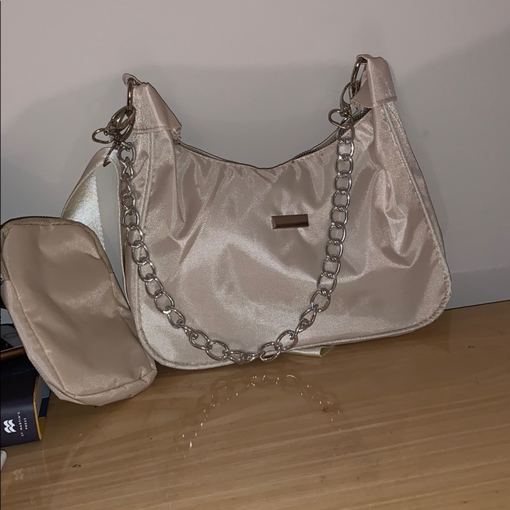 Crossbody bag with Pouchette